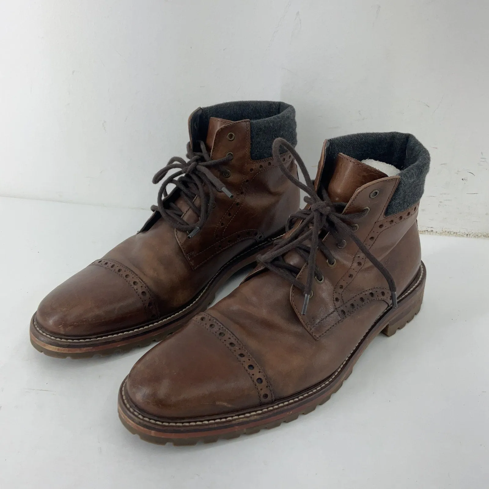 1850 Men's Brown Leather Perforated Combat Boots Size 10 Preowned