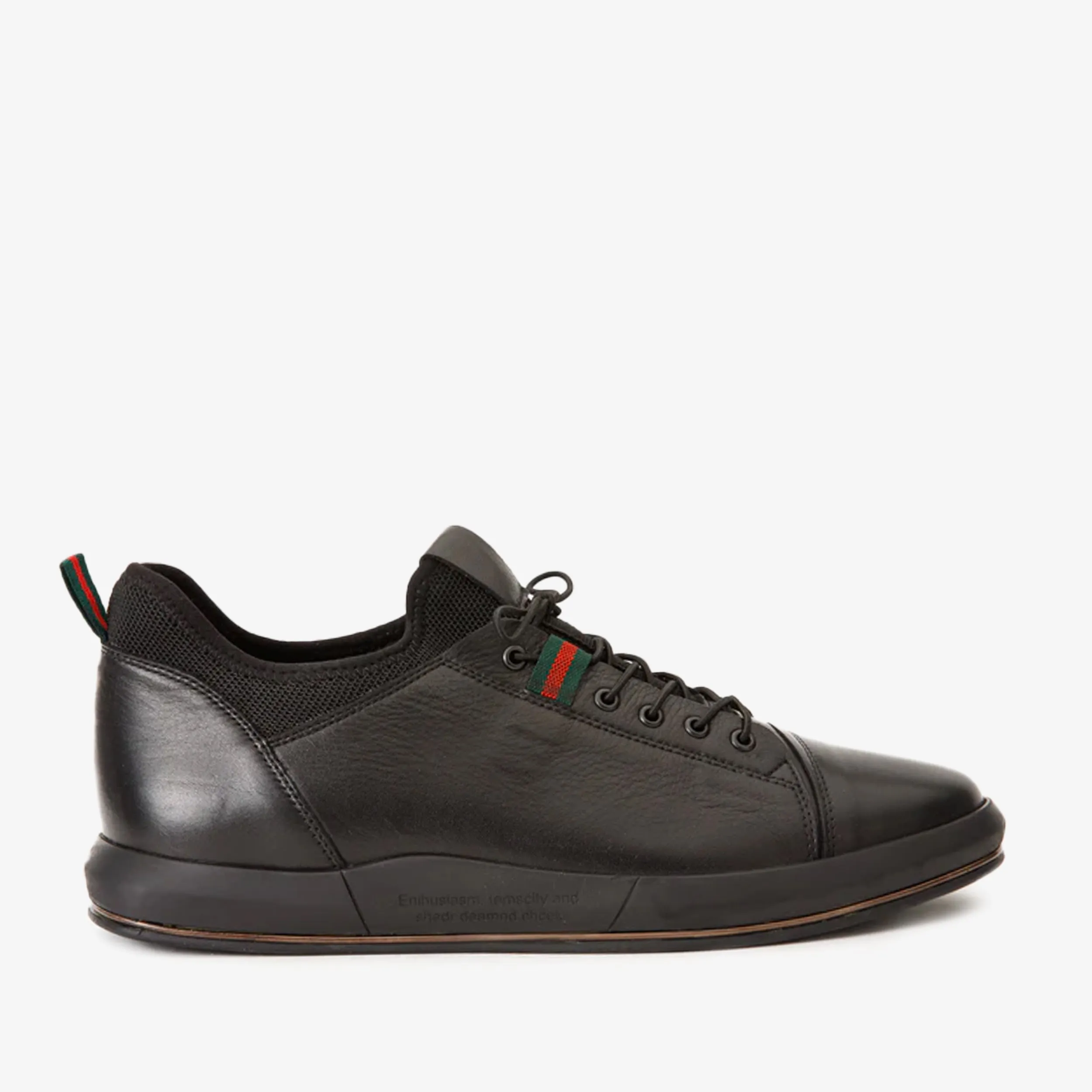 Lace Up Closure Mechanism Low Effort The Hoxton Black Leather Men Sneaker Final Sale!