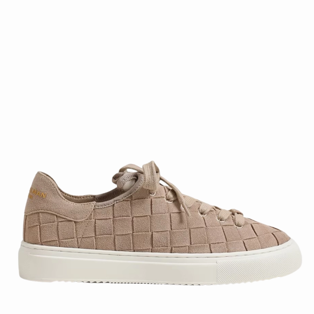 Road Tested Energy Returning Sole Pippy in Taupe Woven