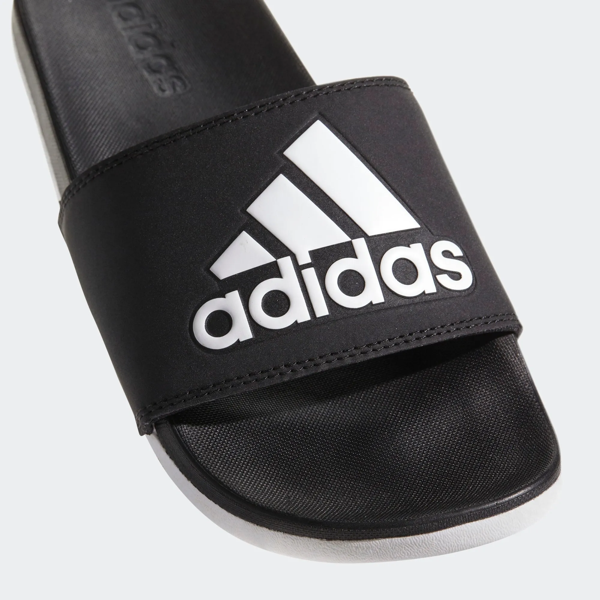 Adidas Adilette Cloudfoam Comfort Slides 3 Stripe Logo (Core Black/Cloud White)(CG3427)