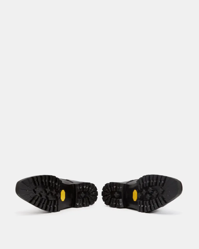 Black Alcazar Cap Toe Boot Fashion Fit Abrasion Resistant Material