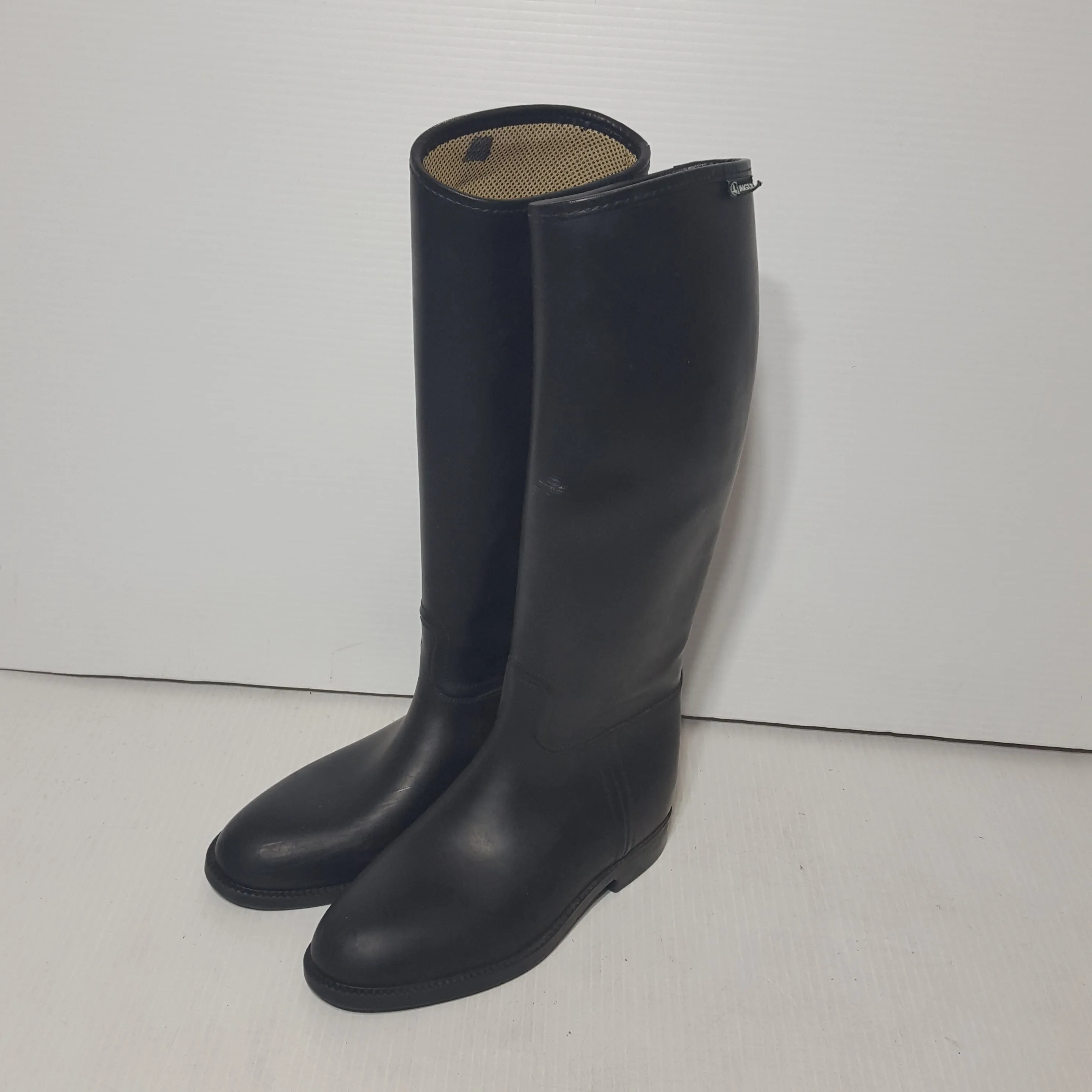 Aigle Womens Rain Boots - Size 5 - Pre-owned - SSCU5B