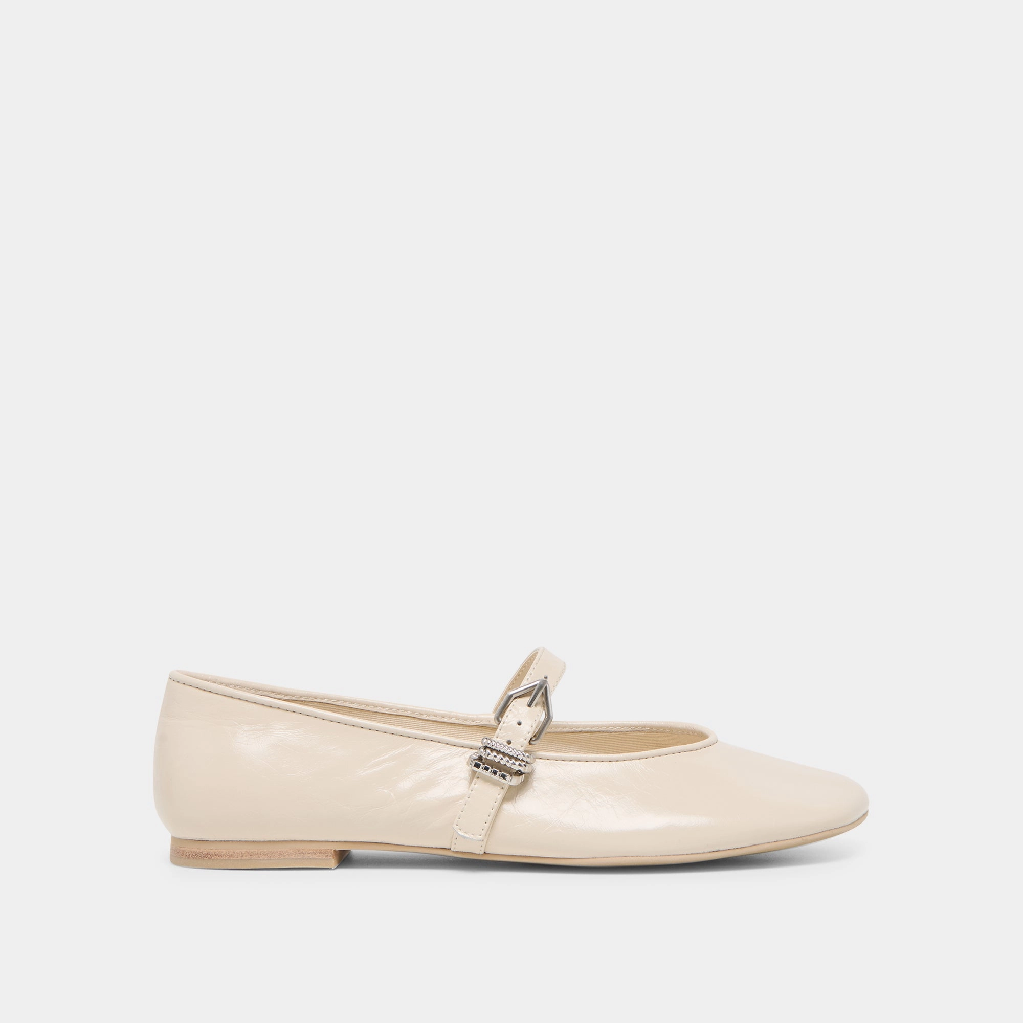 ALIZZA BALLET FLATS CREME CRINKLE PATENT Metro Style