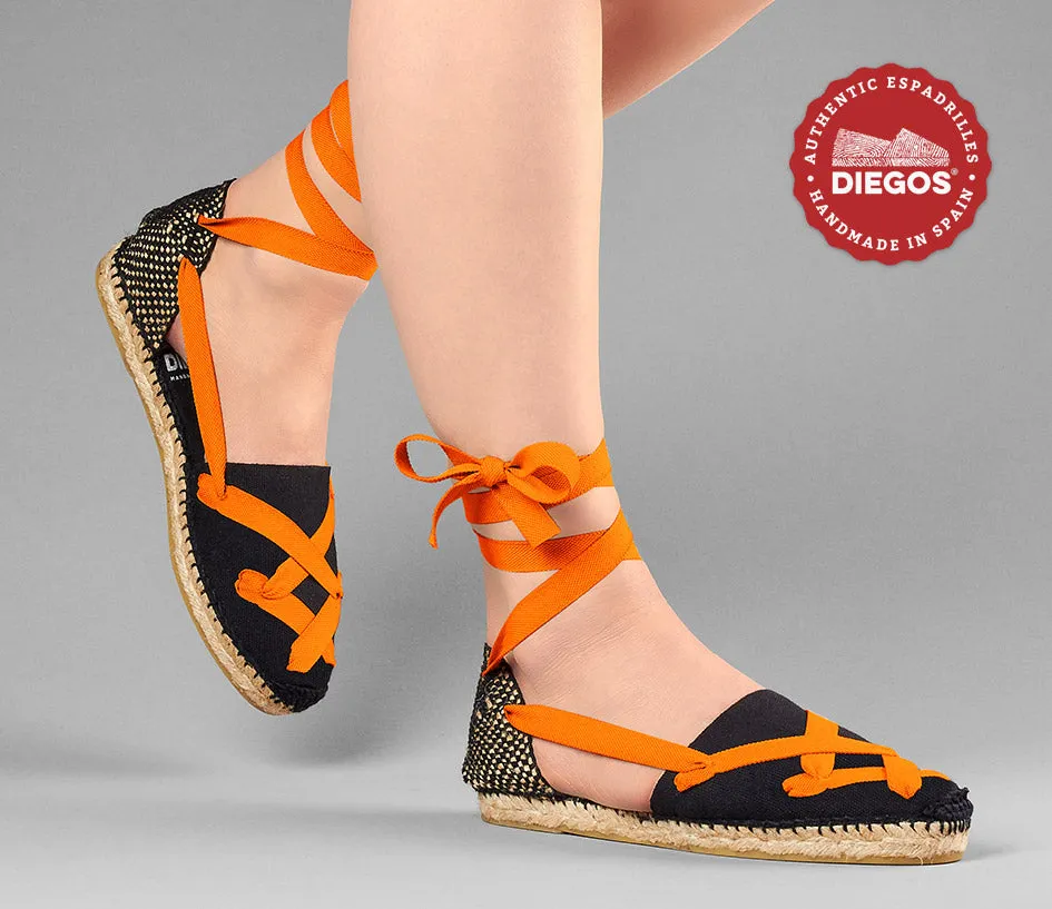 All black flat Lola classic laces espadrilles
