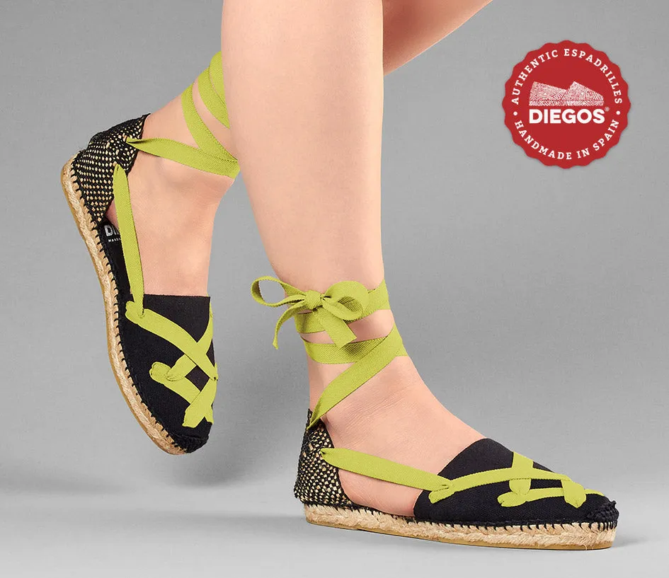 All black flat Lola classic laces espadrilles
