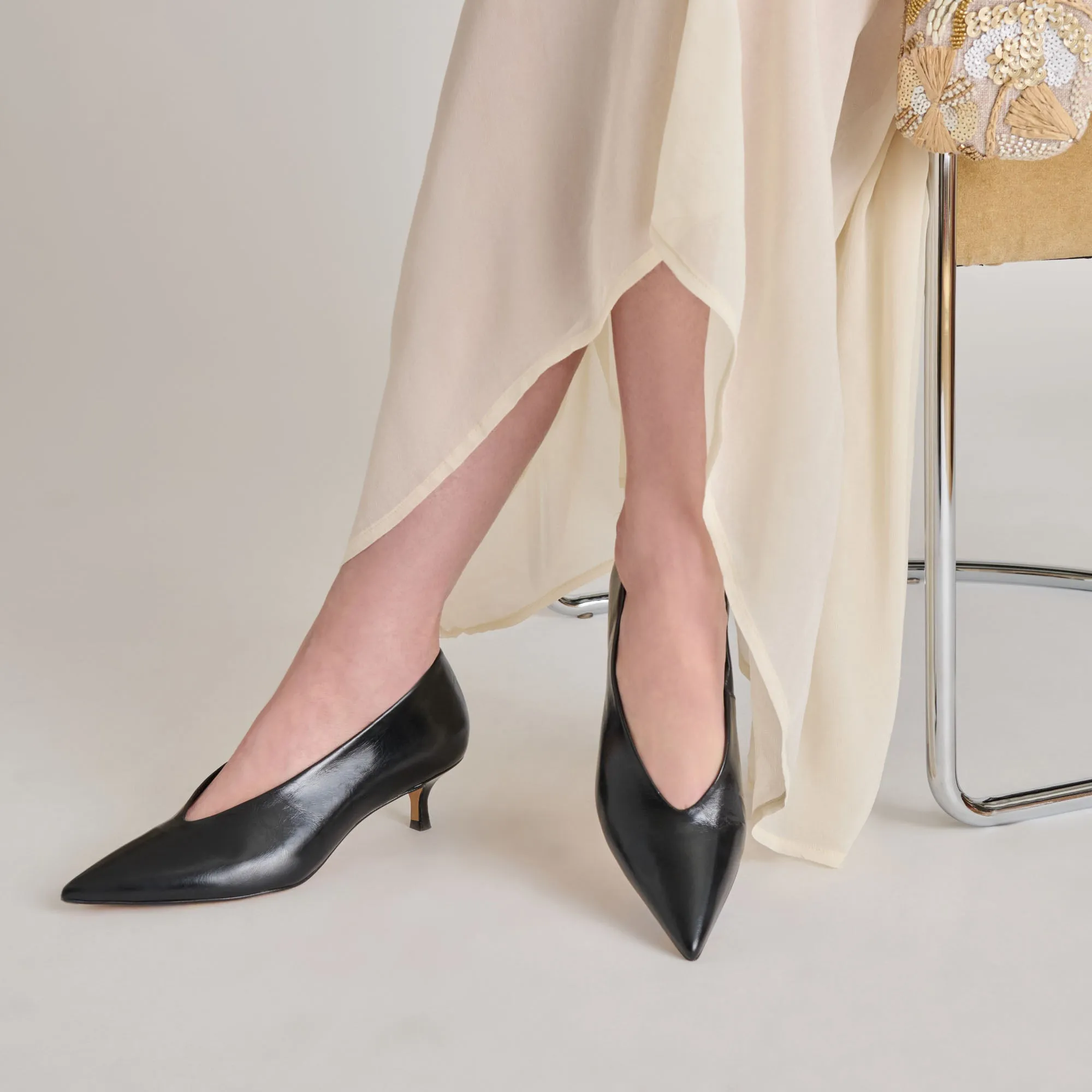 Point Toe ALWYN HEELS MIDNIGHT CRINKLE PATENT