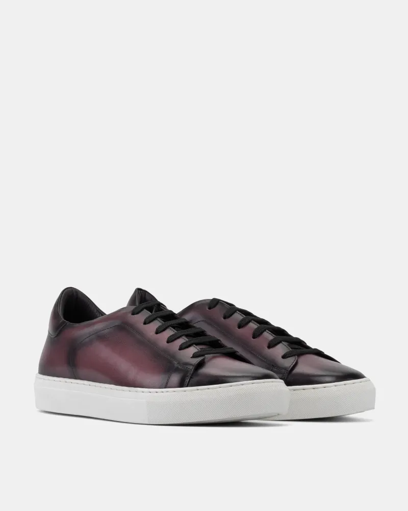 Structured silhouette Burgundy Dress Sneaker