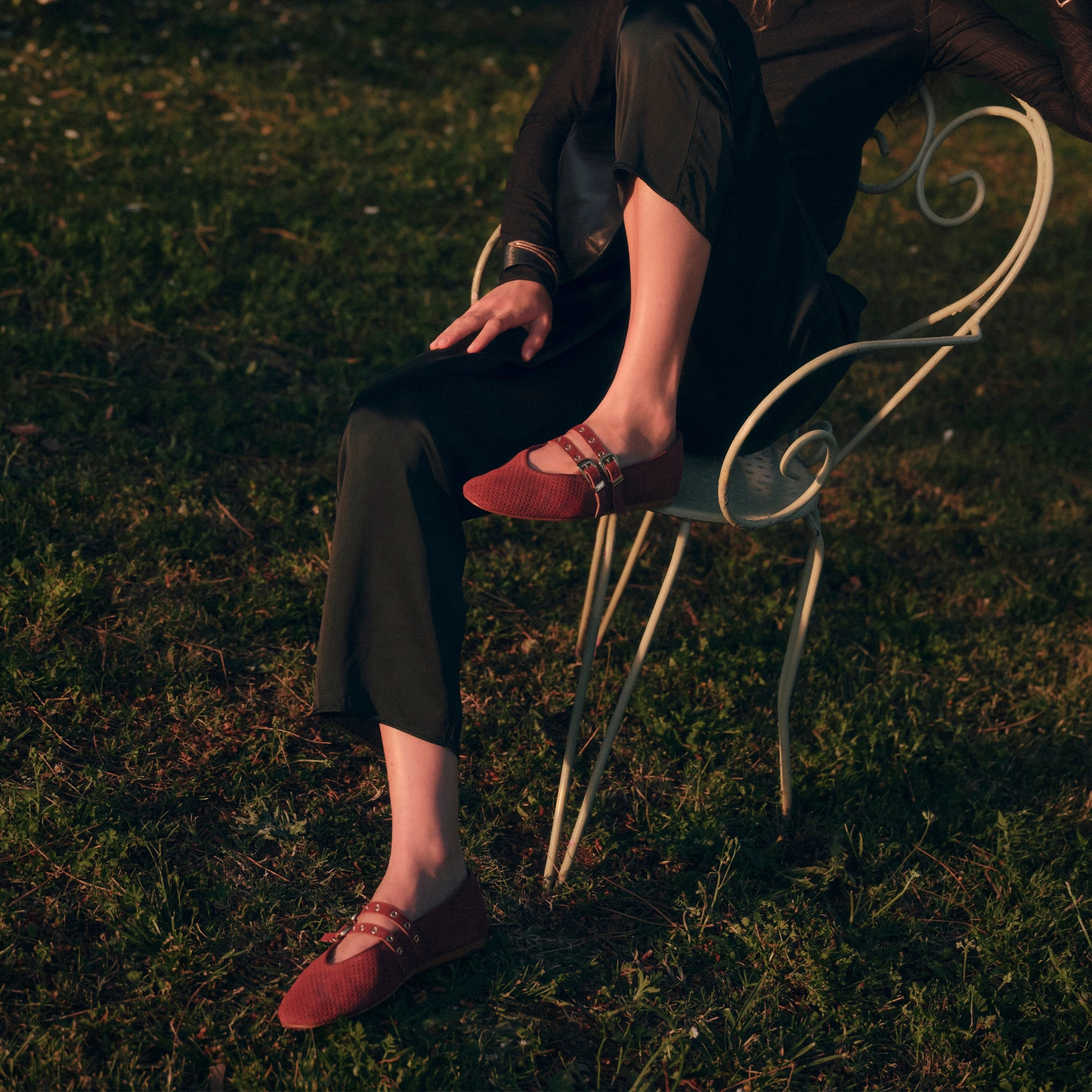 BAYLEE GROMMET BALLET FLATS OXBLOOD PERFORATED SUEDE Team Meet