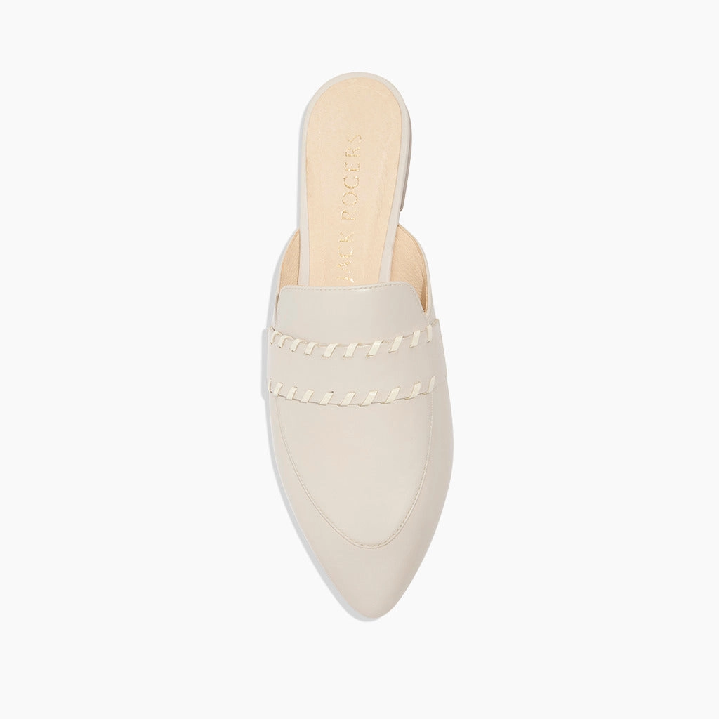 Fit Glow Beacon Leather Stitch Flat Mule