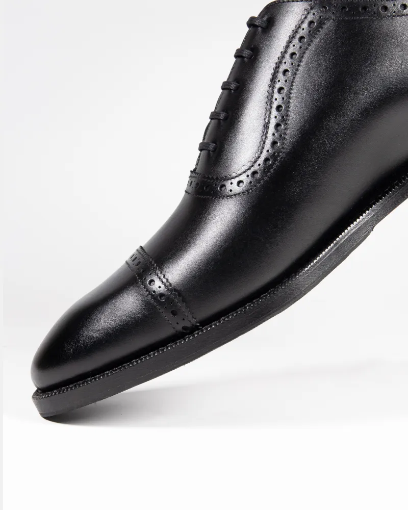 Breathable Lining Black Brogue Oxford with Rubber Half Soles