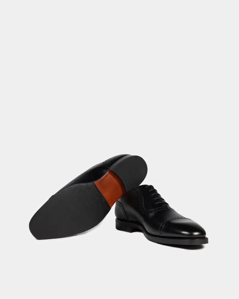 Simple Outline Black Brogue Oxford with Rubber Half Soles