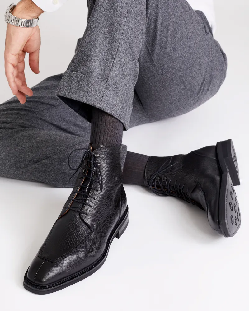 Black Split Toe Boot Slip Resistant Backcountry Camper Rough Ground