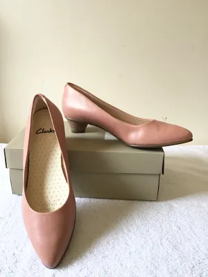 BRAND NEW CLARKS MENA BLOOM PINK LEATHER COURT SHOES SIZE 5/38