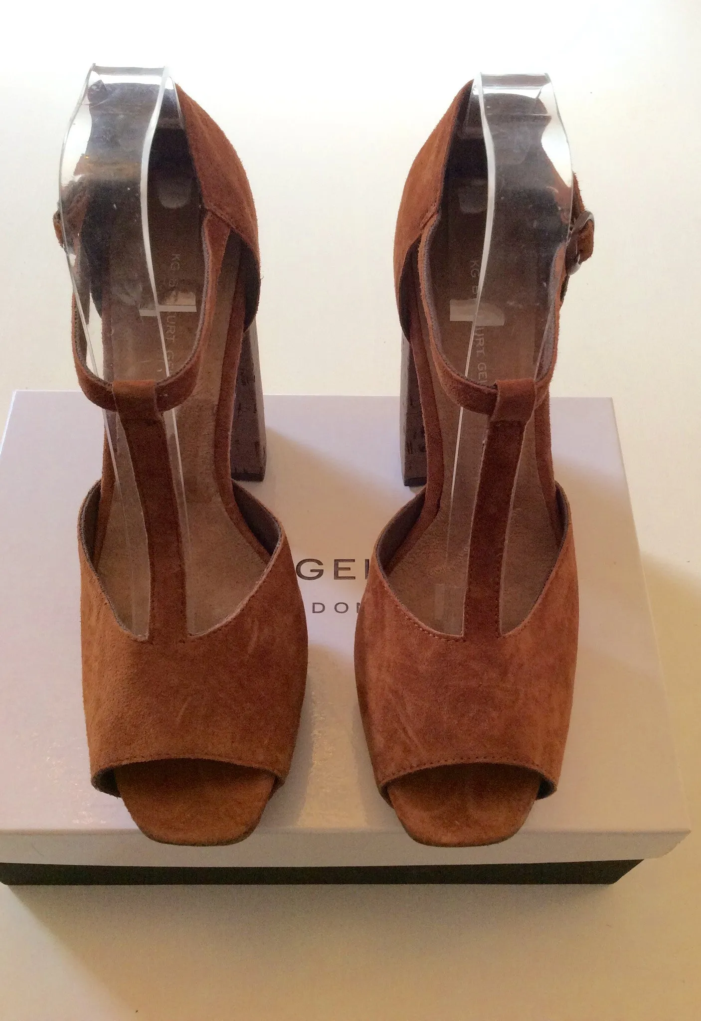 Brand New Kurt Geiger Tan Suede Peeptoe Platform Heels Size 7/40