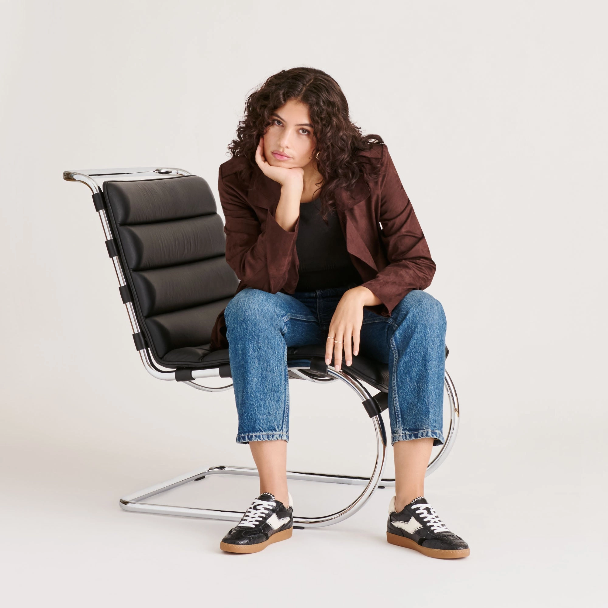 NOTICE STITCH SNEAKERS NOIR CROCO EMBOSSED LEATHER Elastic Collar