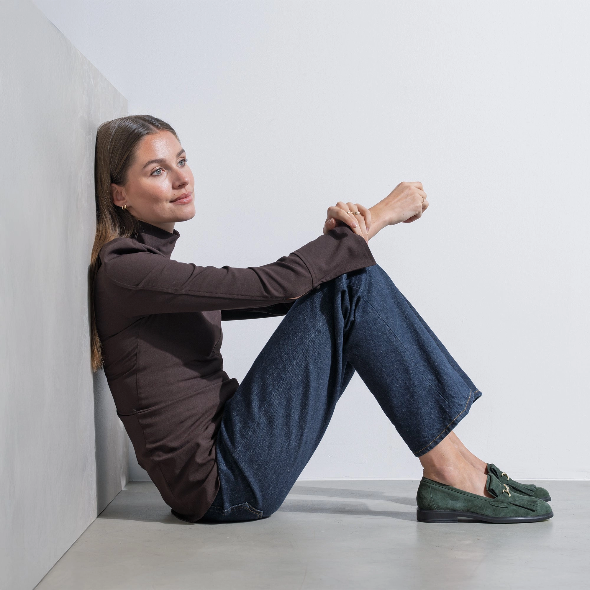 Garden Path Stylish Leather Shoes Vend?me Lave dark green suede loafers