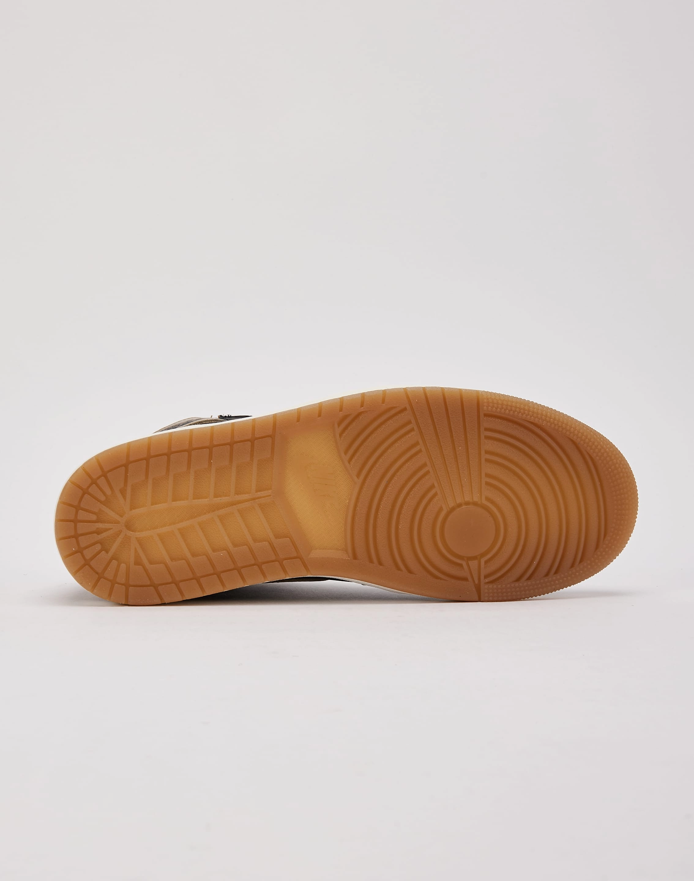 Jordan Air Jordan 1 Retro High OG 'Black And Gold' Motion Control Feature personalization - level