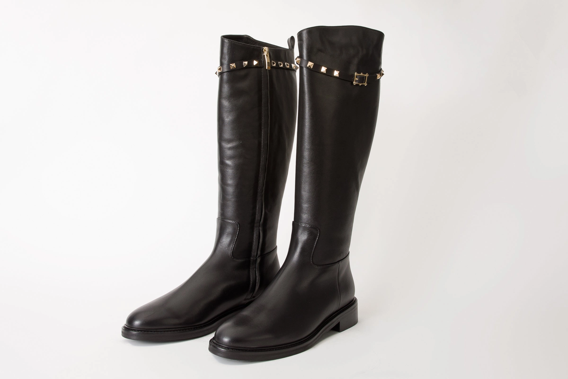 The Rica Black Leather Knee High Women Boot Final Sale! Streamlined silhouette Vibrant lining