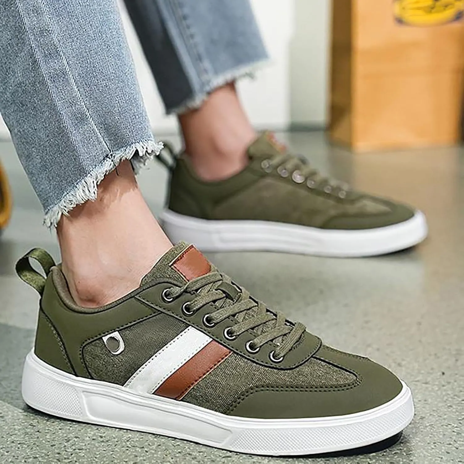 Casual Shoes for Women Non Slip Low Top Cushion Sneakers Lace Up Casual Shoes Waterproof Walking Shoes