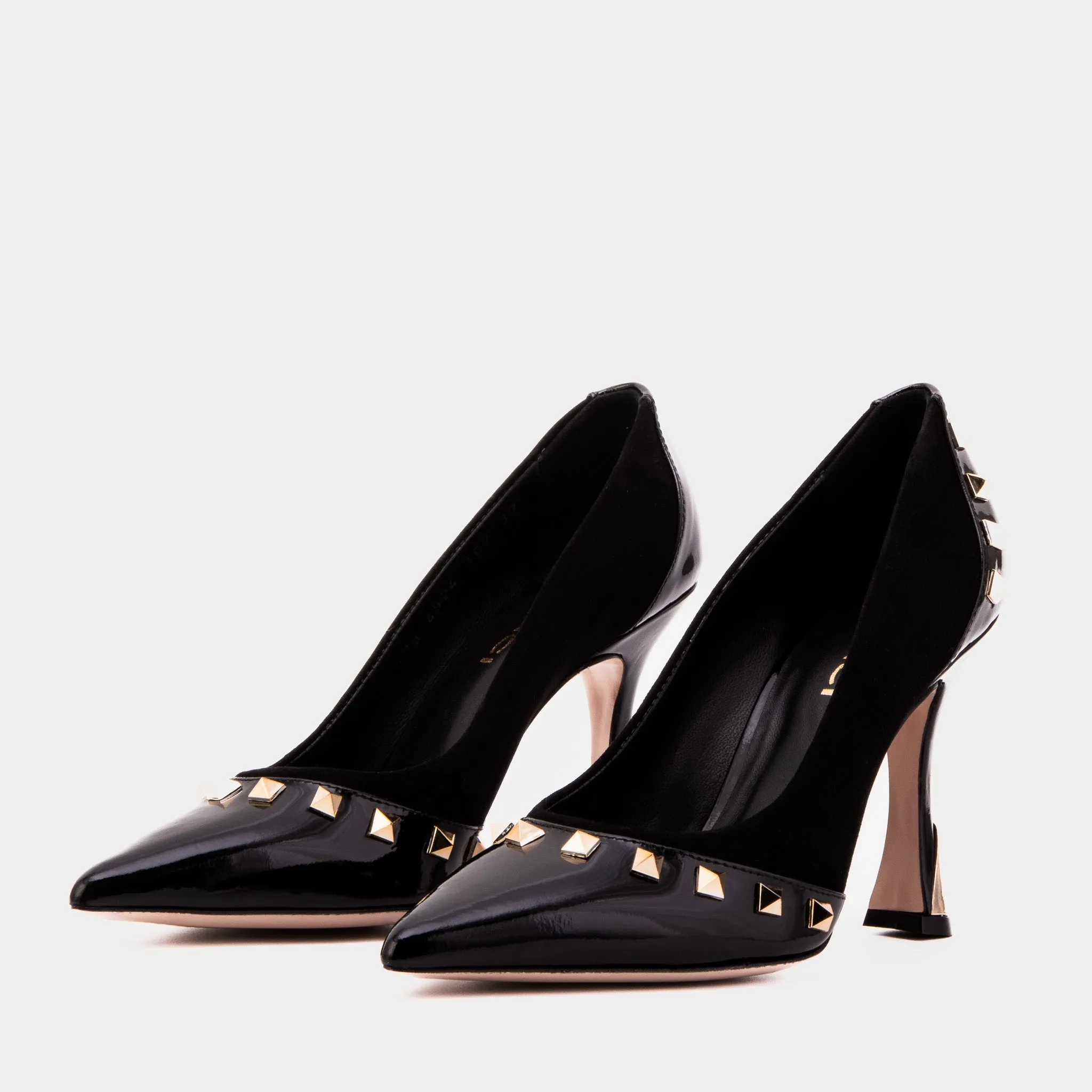 The Bella Vita Studded Black Leather Pump Women Shoe Sexy Step Winter Glam