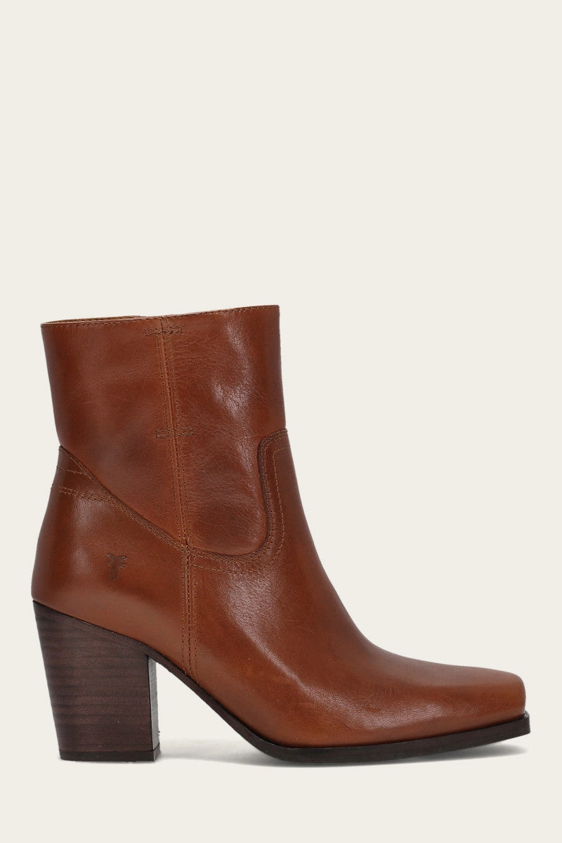 Cowgirl Vibe Shiloh Zip Bootie