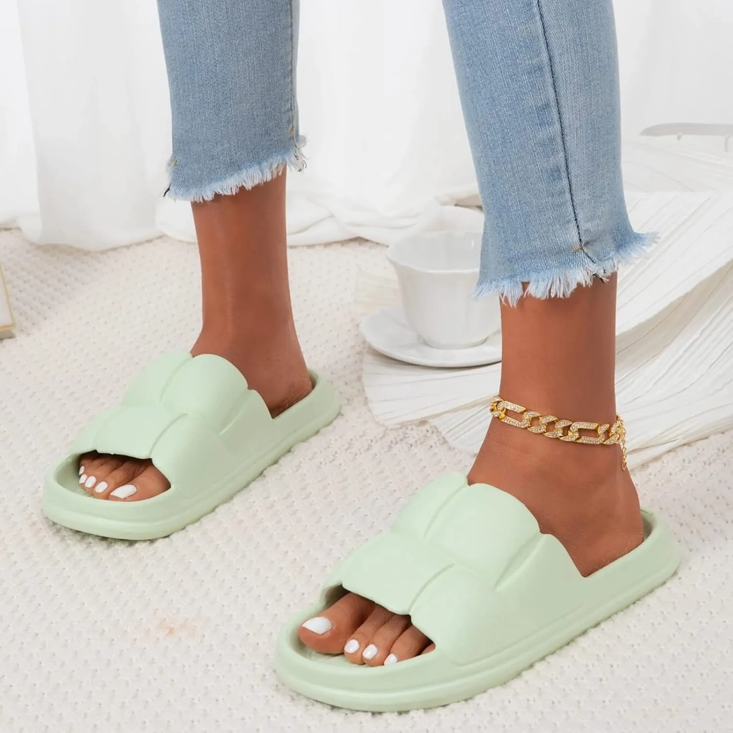 Cloud Slippers for Men Slides for Women Slides Men Womens Dorms Drainage Hole Ultra Comfort Slippers