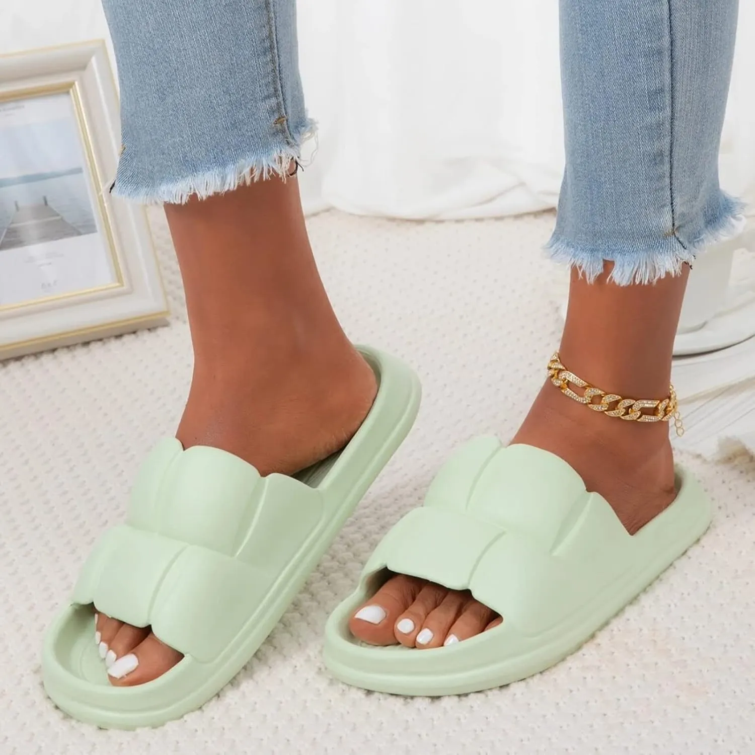Cloud Slippers for Men Slides for Women Slides Men Womens Dorms Drainage Hole Ultra Comfort Slippers