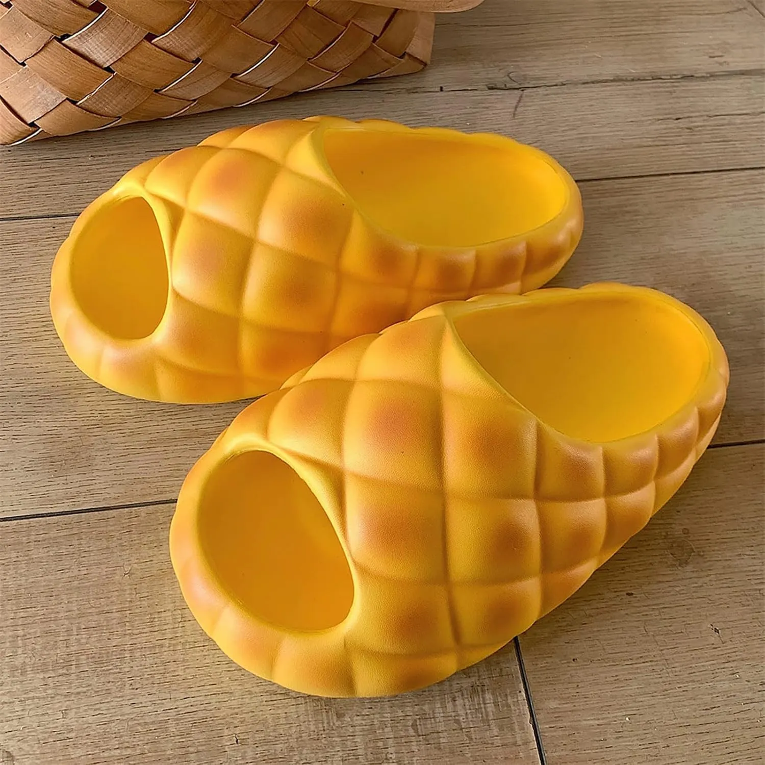 Cloud Slippers for Men Slides for Women Slides Men Womens Ultra Comfort Beach Comfortable Slippers