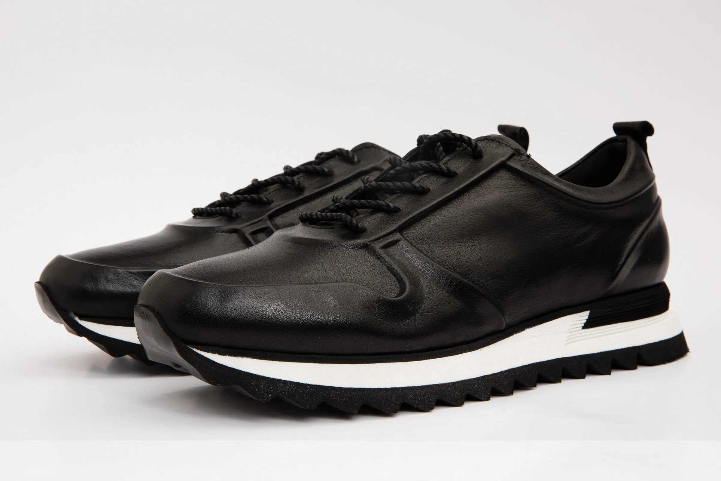 The Barnett Black Leather Men Sneaker Final Sale! Eco Friendly Material Streamlined wear