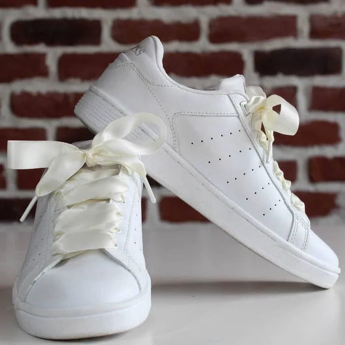 Cream satin laces