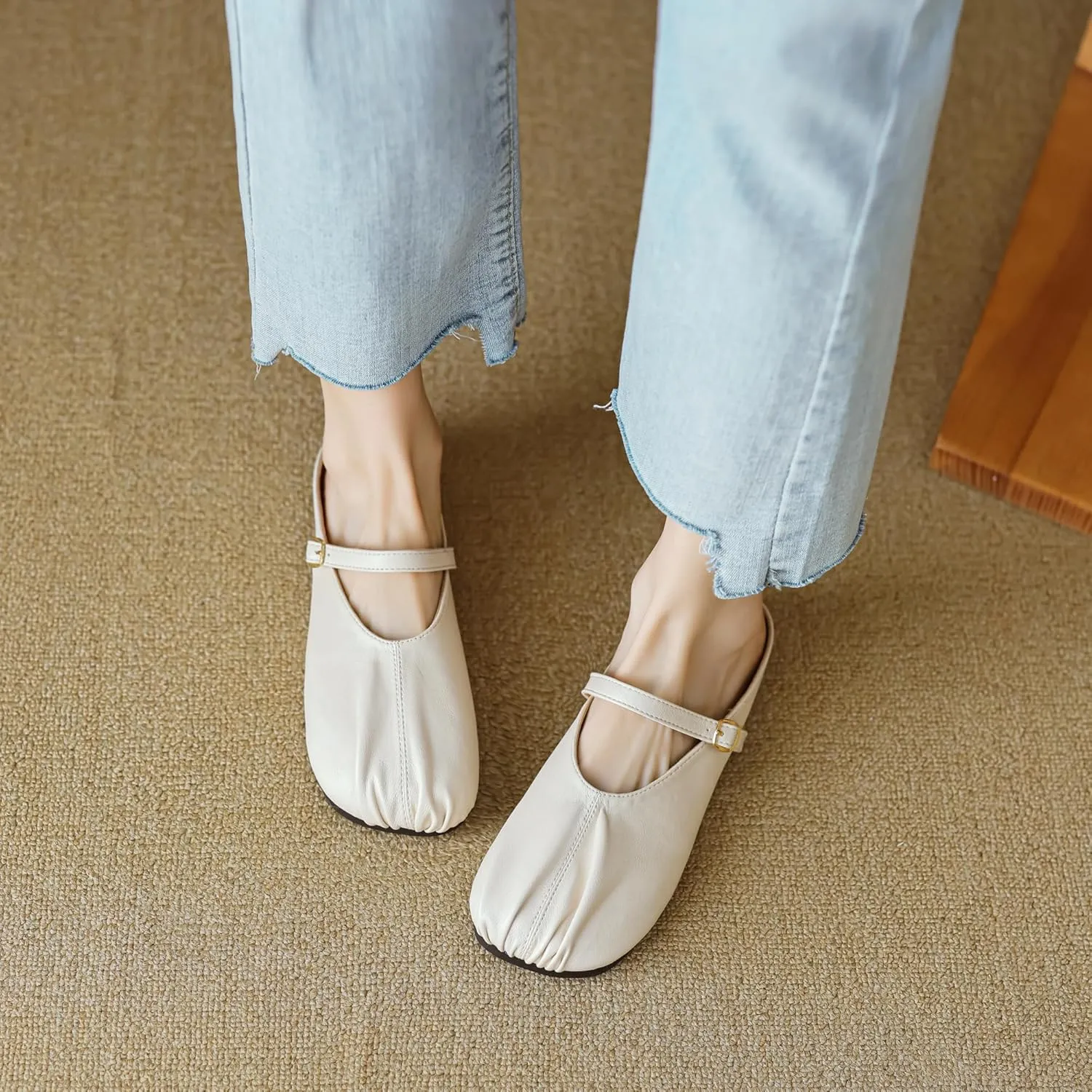 Dear Time Women's Closed Toe Flats Slip-on Backless Mules Indoor Outdoor Casual Shoes