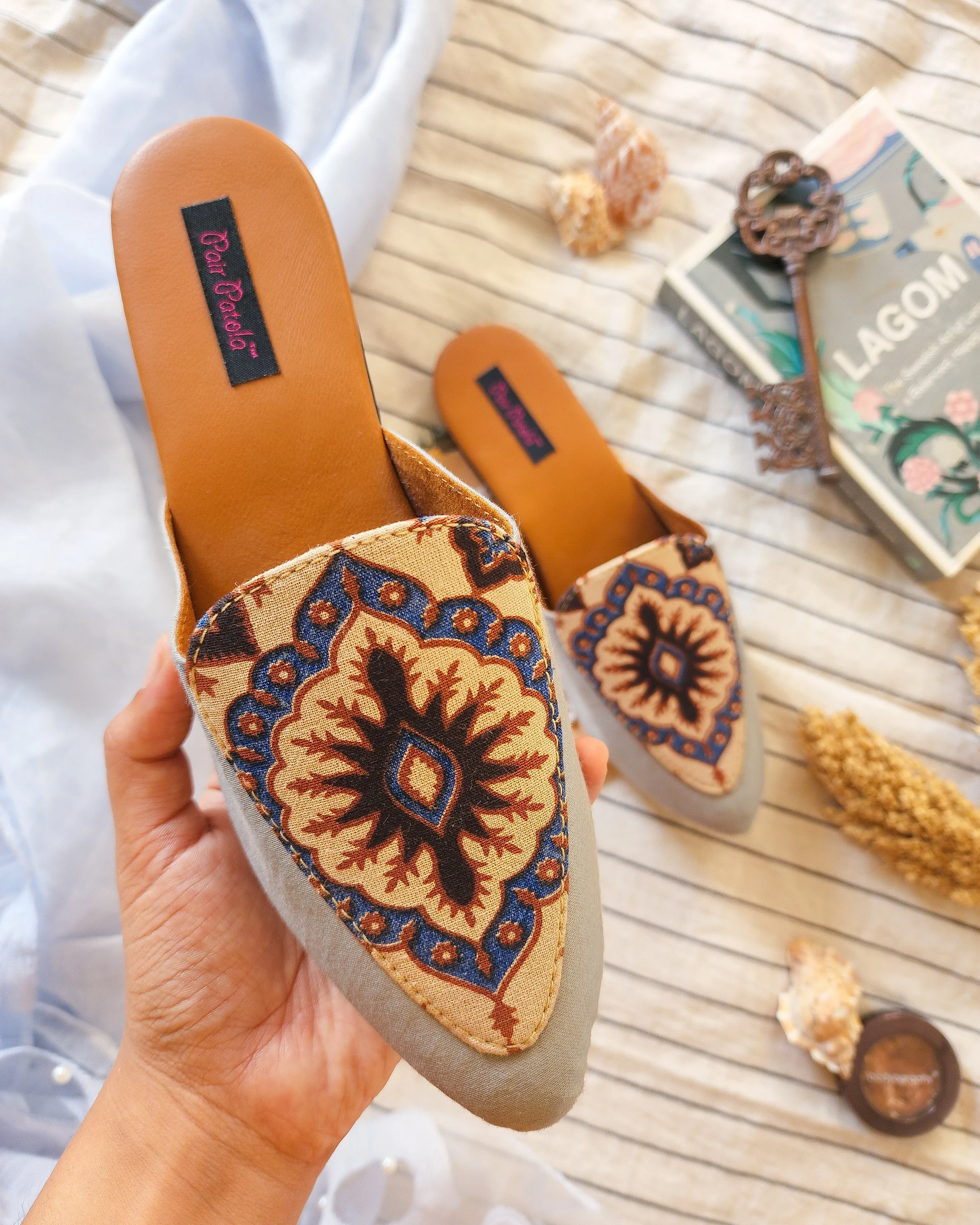 Eccentric Engrave Slip Ons