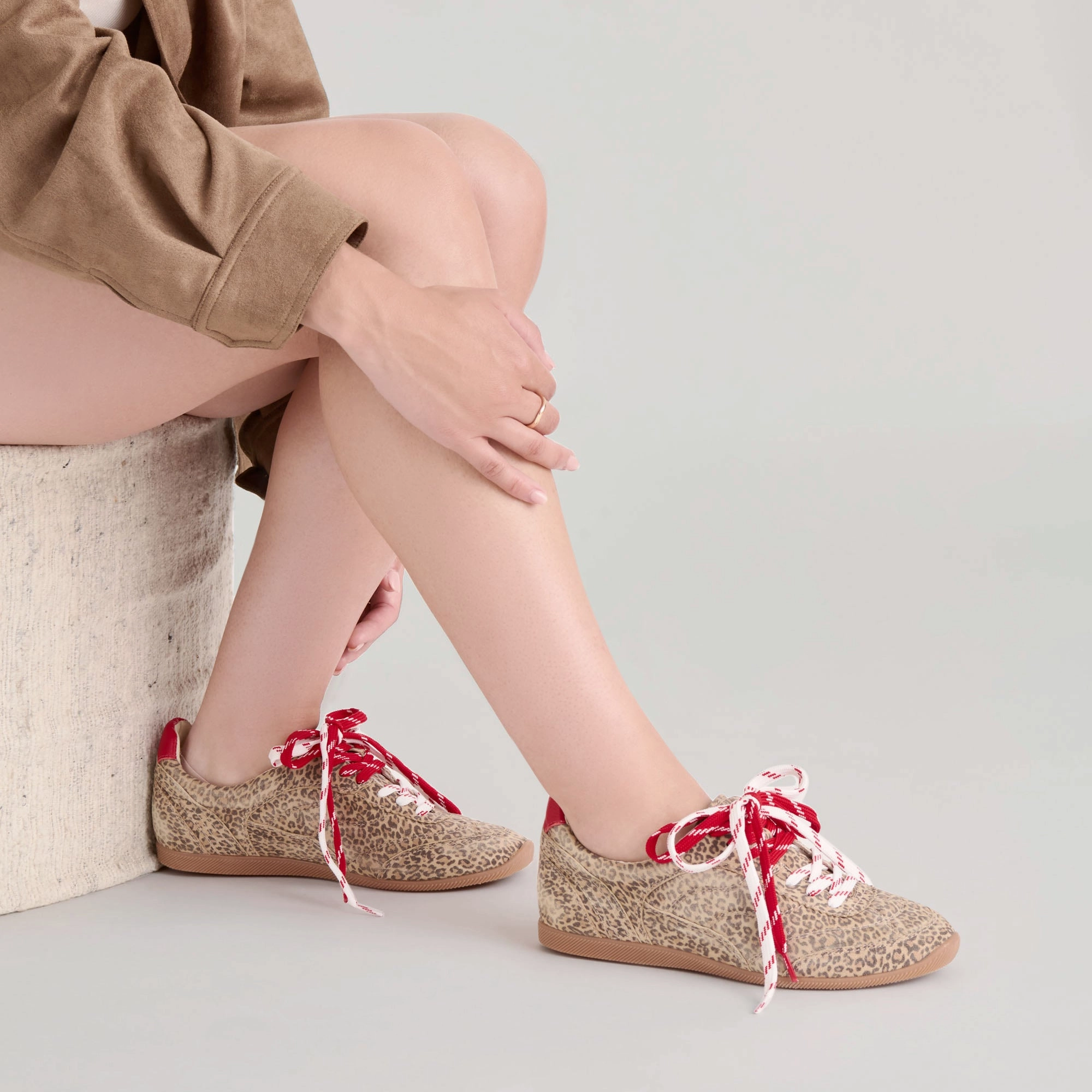 Retro-inspired silhouette Crosswalk Use LAINI SNEAKERS TAN LEOPARD PRINTED SUEDE