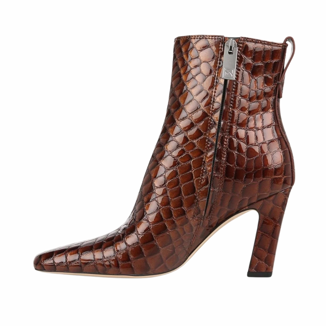 Suede Surface Comfortable Feel Flexa in Brown