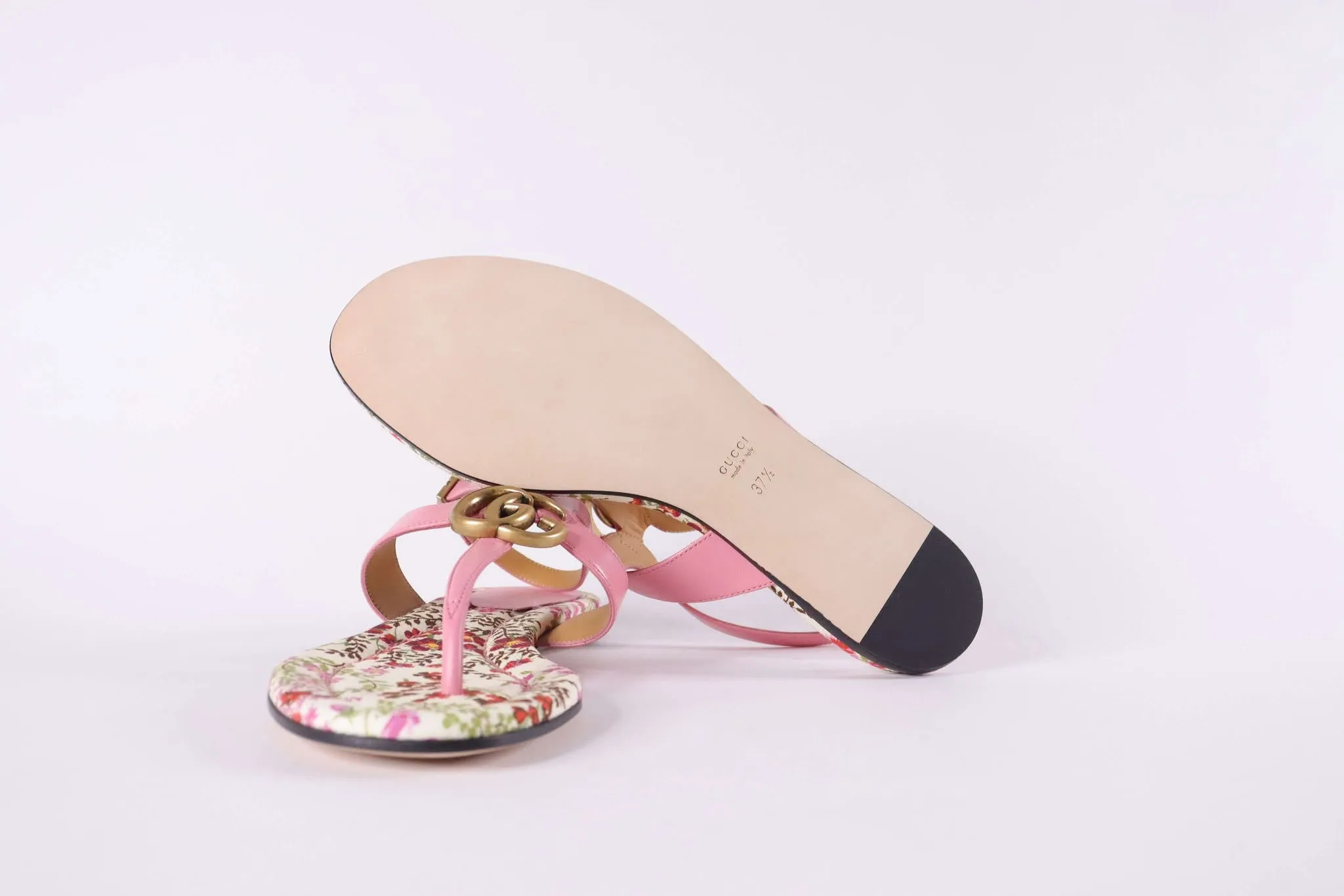GUCCI Double G Marmont Leather Thong Sandals