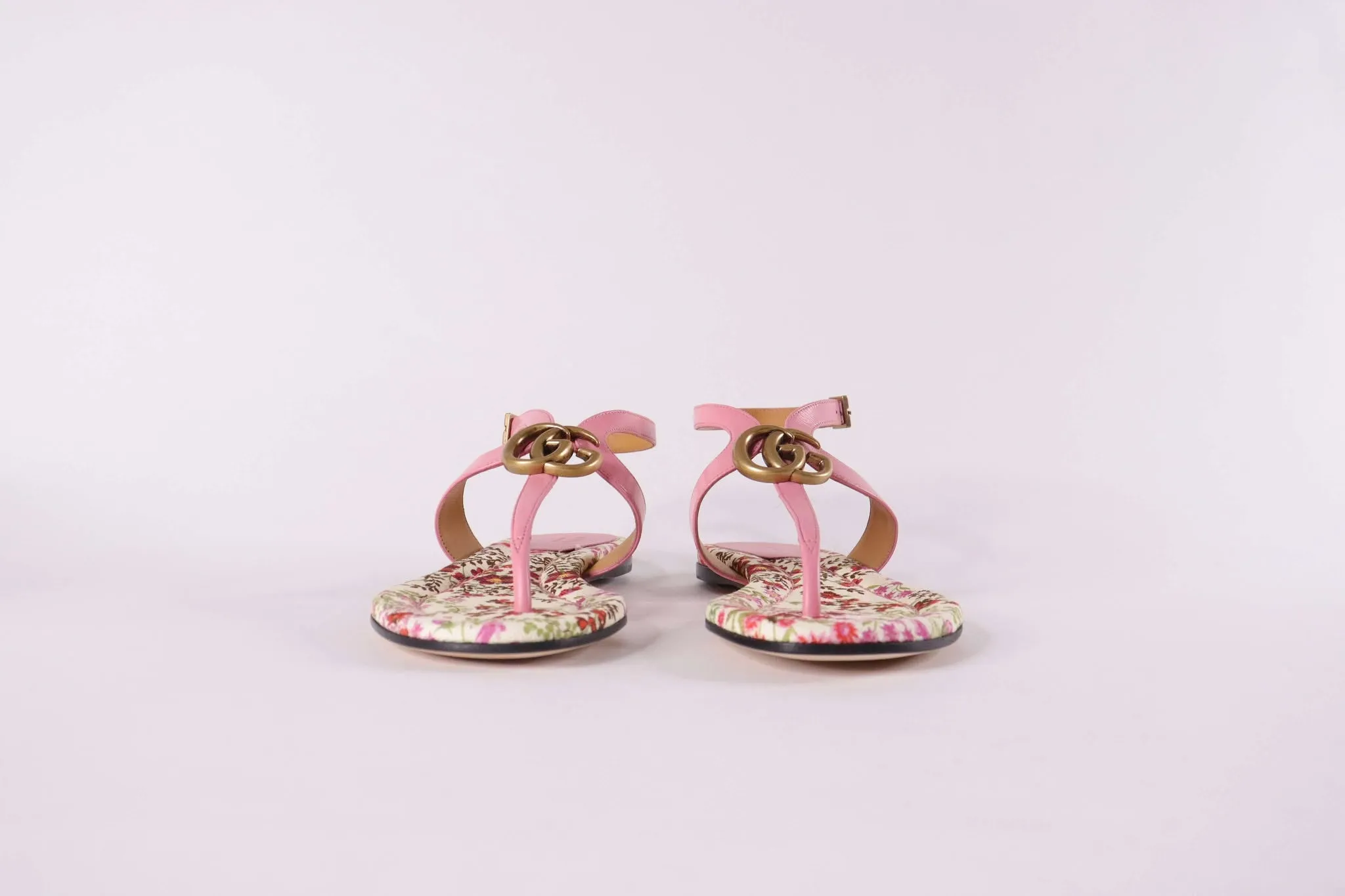 GUCCI Double G Marmont Leather Thong Sandals