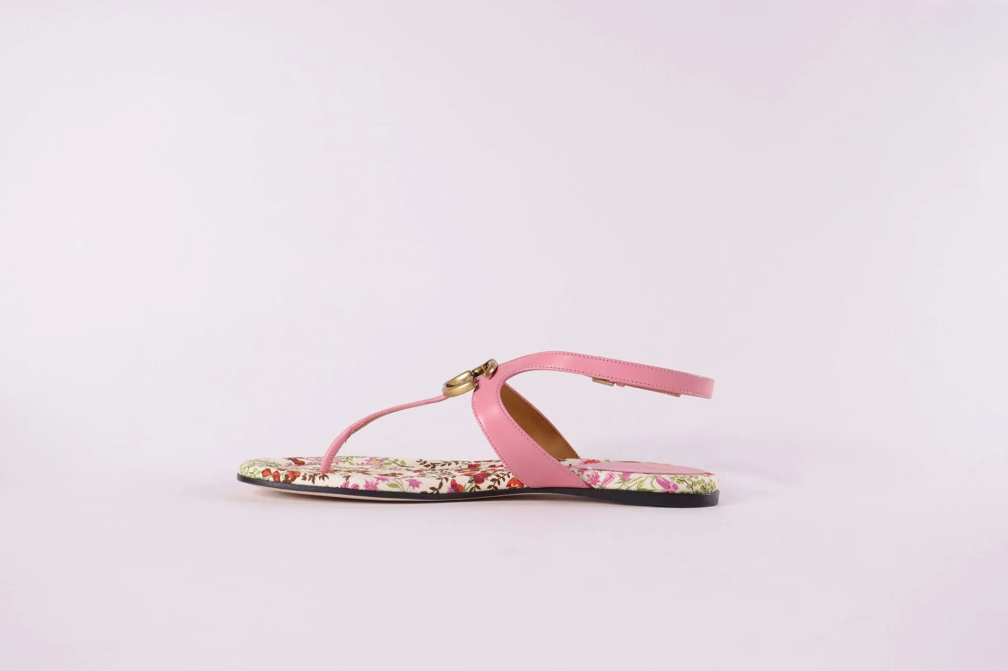 GUCCI Double G Marmont Leather Thong Sandals