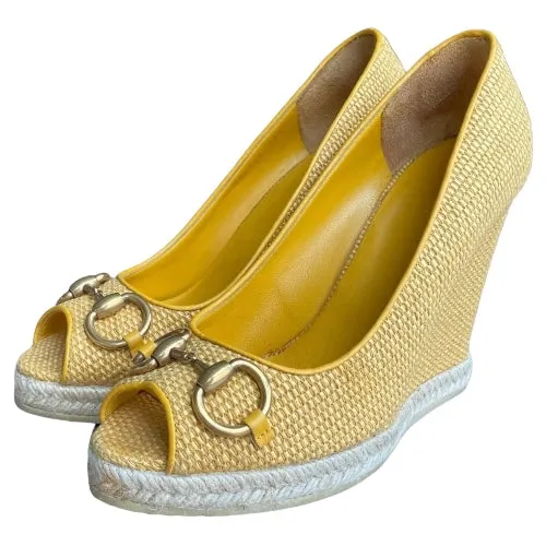 GUCCI Mustard Raffia Charlotte Horsebit Peep Toe Wedge Pumps, Size 38.5