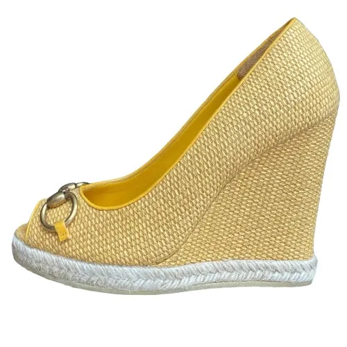 GUCCI Mustard Raffia Charlotte Horsebit Peep Toe Wedge Pumps, Size 38.5
