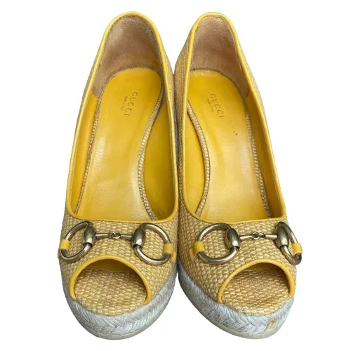 GUCCI Mustard Raffia Charlotte Horsebit Peep Toe Wedge Pumps, Size 38.5