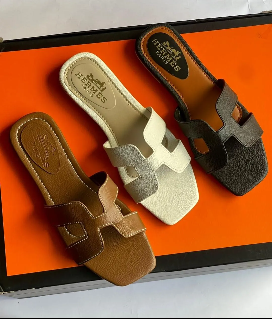 HERMES PARIS SANDALS - BLACK