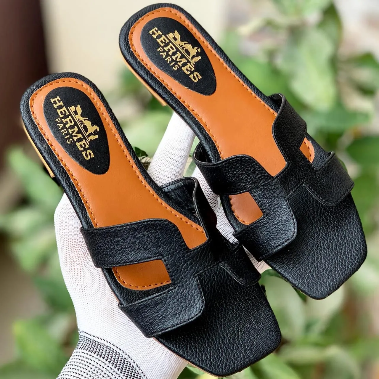 HERMES PARIS SANDALS - BLACK
