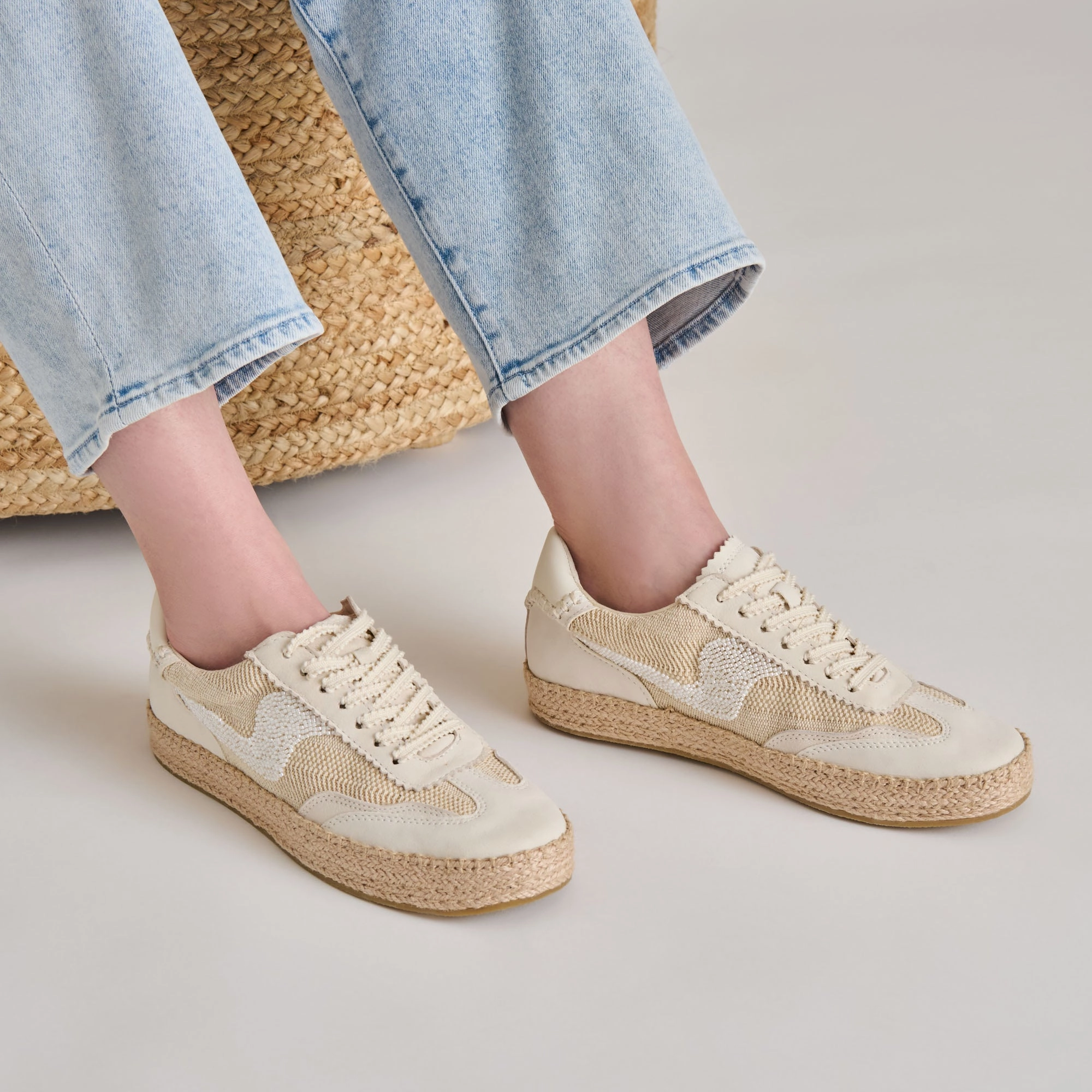 NOTICE ESPADRILLE BEAD SNEAKERS NATURAL MULTI BURLAP Flexible Grooves