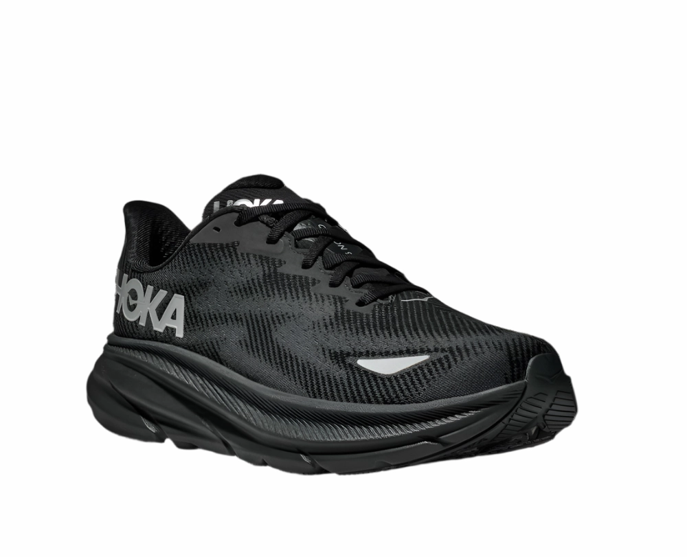 HOKA CLIFTON 9 GTX MEN'S most winter soccer players' traction