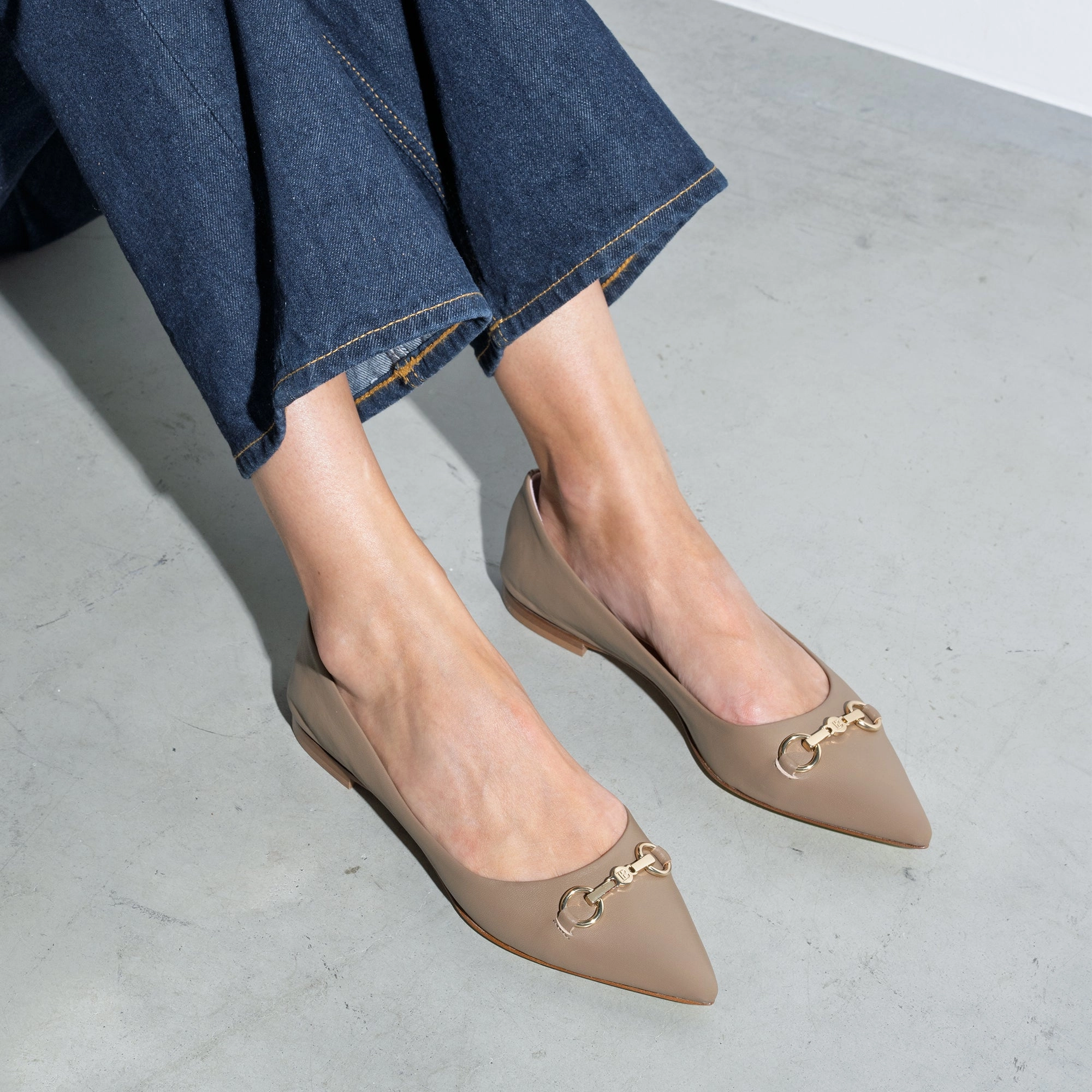 Vend?me Elita taupe calfskin leather ballerinas Ergonomic foot shape handmade - quality - level