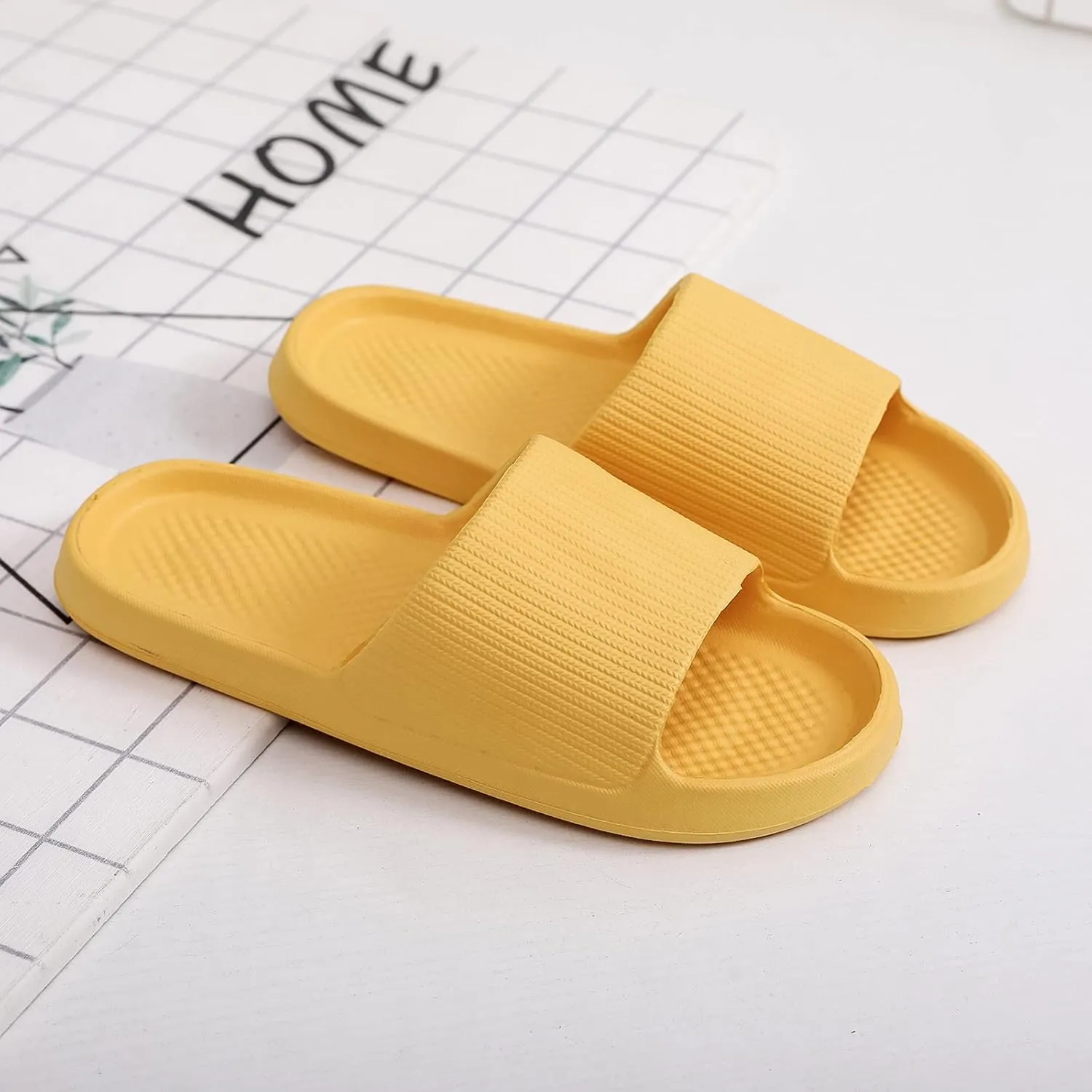 Indoor Slippers Bath Slipper Indoor House Pool College Dorm Bathroom Slippers for Men Women Home Slides