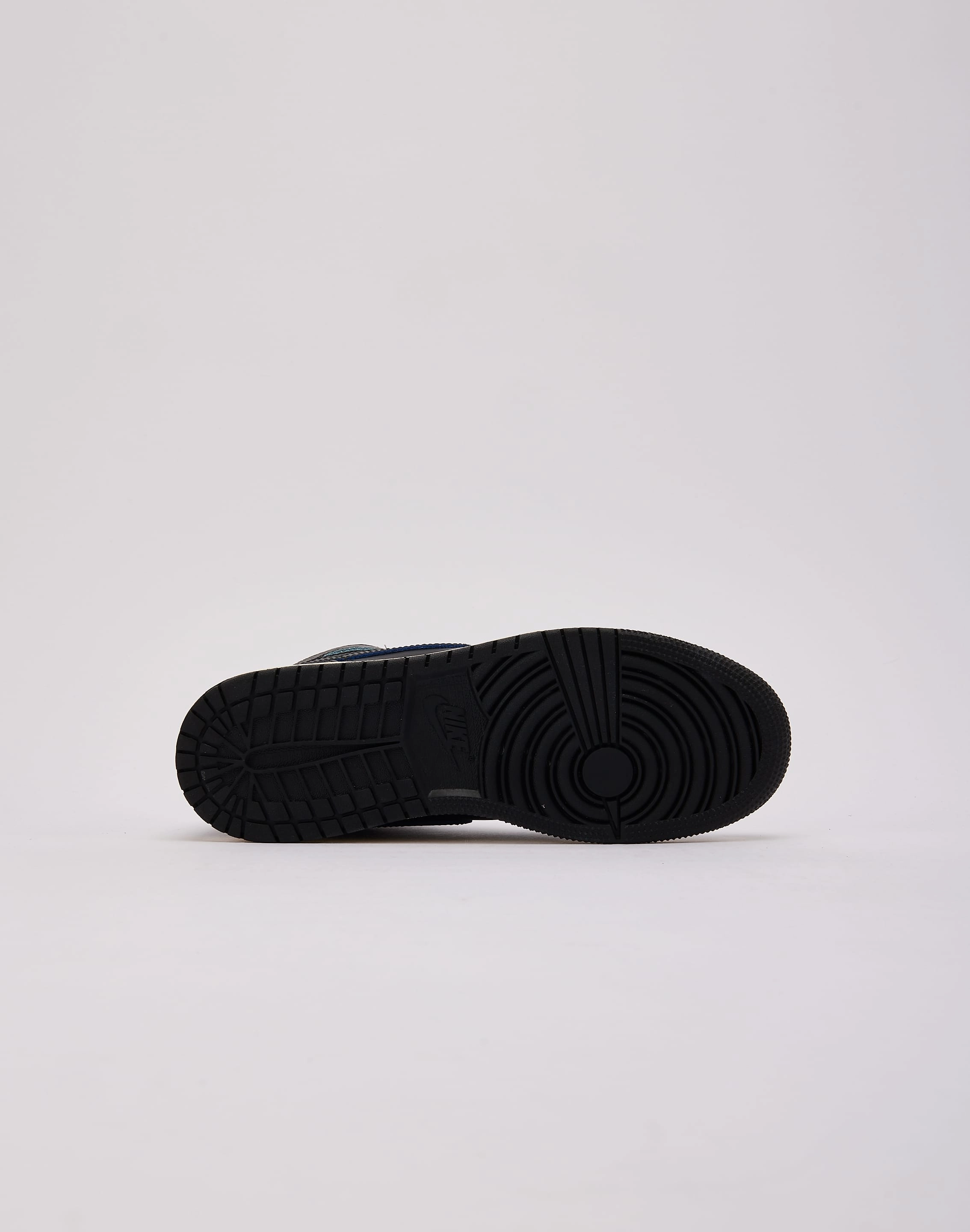 Abrasion Resistant Mesh Jordan Air Jordan 1 Retro High OG 'Self-Expression' Grade-School