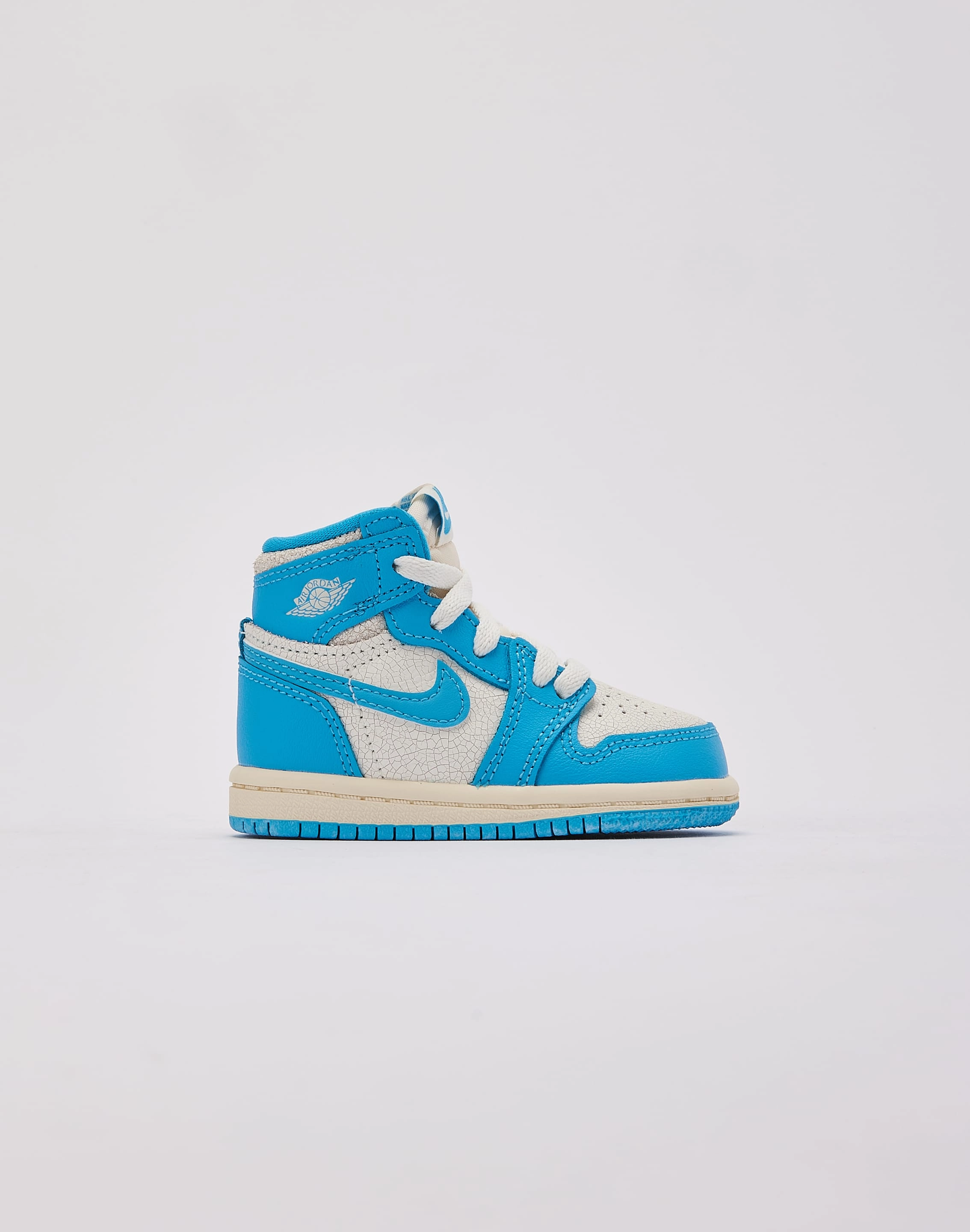 Jordan Air Jordan 1 Retro High OG 'UNC Reimagined' Toddler Grippy Tread Pattern