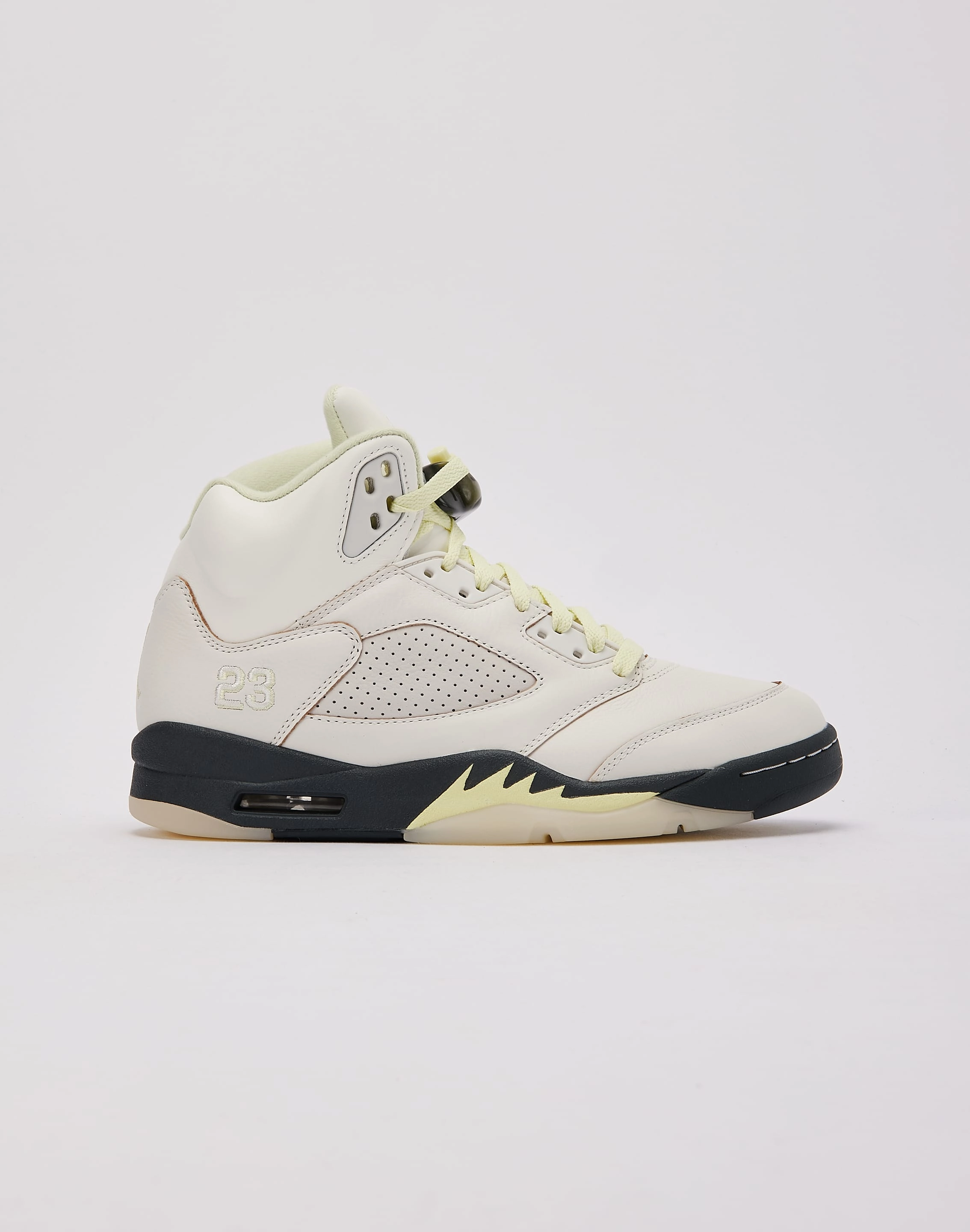 Street cushioning style - level Jordan Air Jordan 5 Retro 'Luminous Green and Sail'