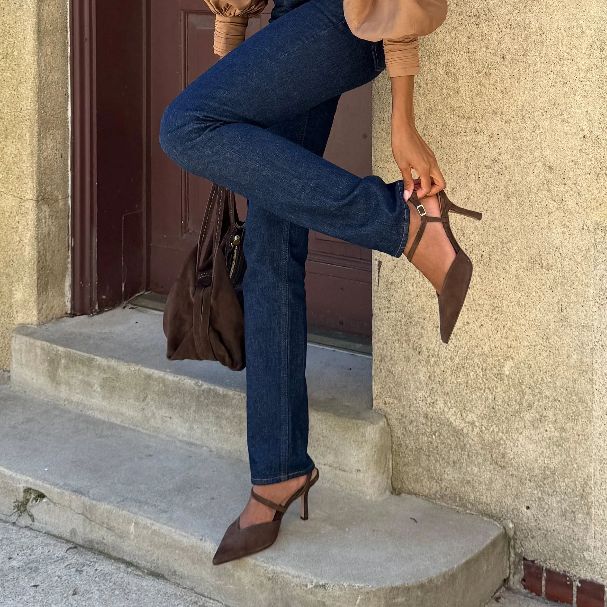 Pose Ready Statement Look KAMRA HEELS DK BROWN SUEDE